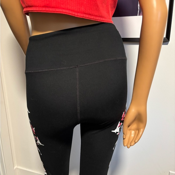 Fabletics - 2 pairs -Black Floral and all Black Sz S Leggings - Picture 6 of 11